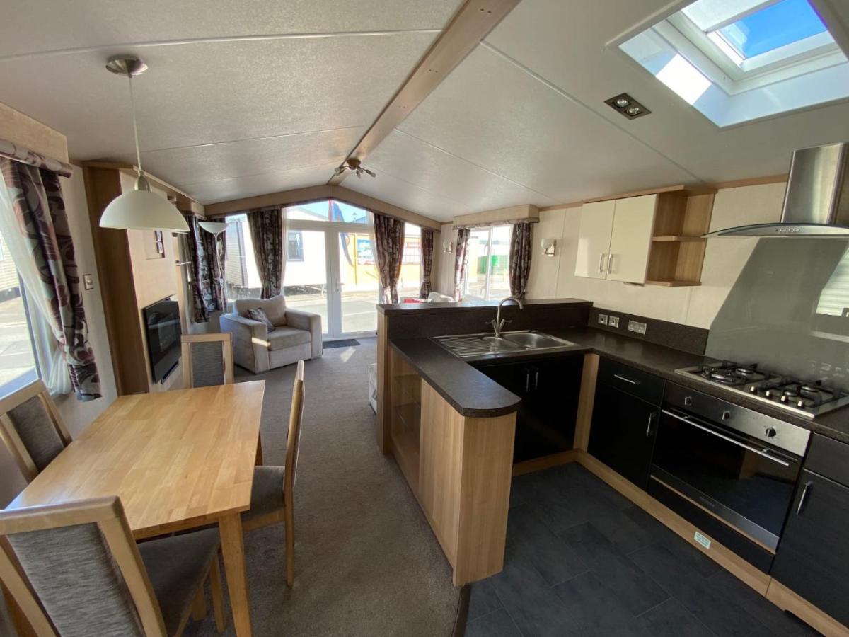 8 Berth Caravan Skegness Golden Palm Resort Чапъл Сейнт Лионардс Екстериор снимка